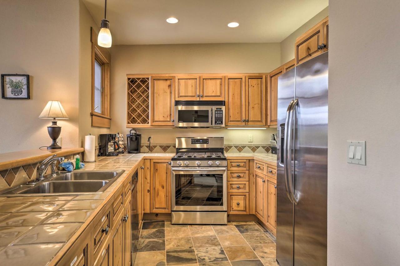 Keystone Condo On Golf Course With Mountain View Exterior photo